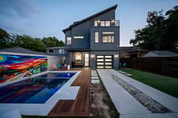 Bach & Bubbly House