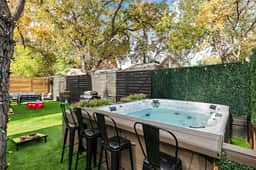 Twin Homes Oasis