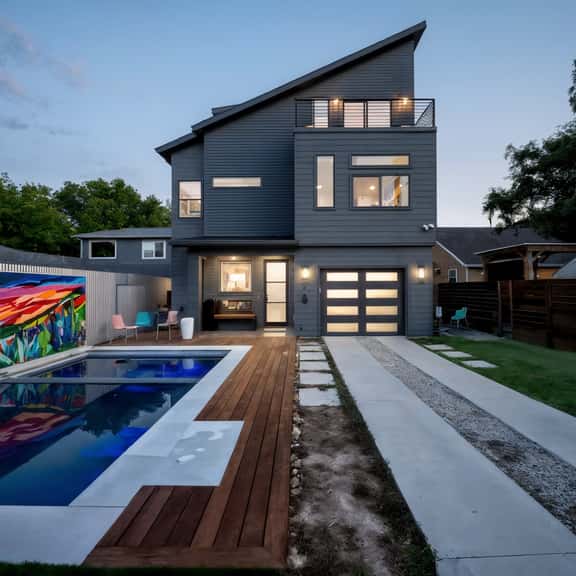 Bach & Bubbly House - Image 1