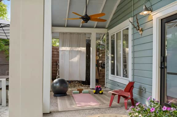 Ladybird Villa - Image 5