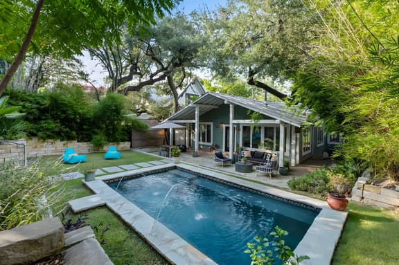 Ladybird Villa - Image 1